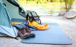 mang theo dù, lều nghỉ ngơi