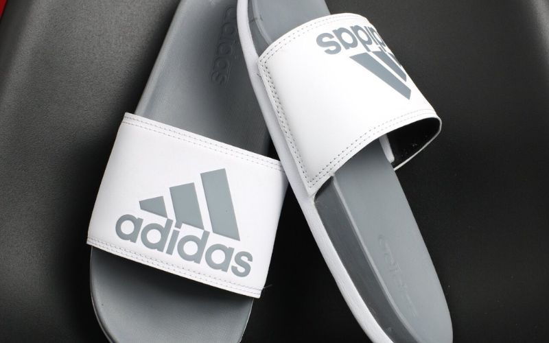 dép thương hiệu adidas