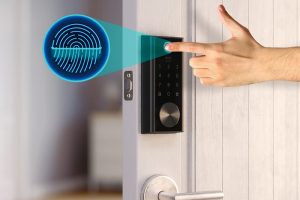 Khóa cửa thông minh tích hợp sinh trắc học