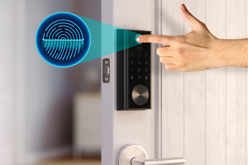 Khóa cửa thông minh tích hợp sinh trắc học
